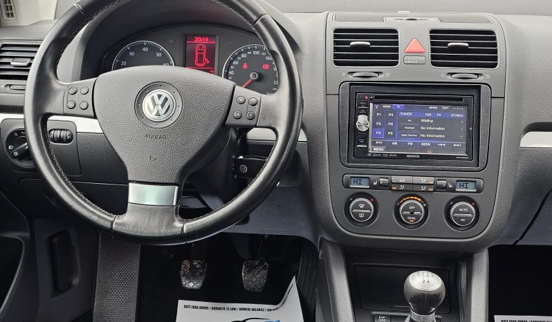 Volkswagen Golf V 1.6 MPI United