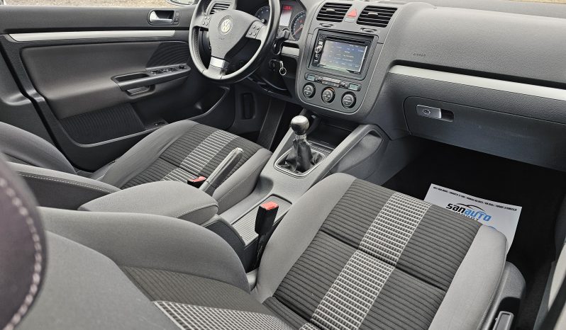 Volkswagen Golf V 1.6 MPI United