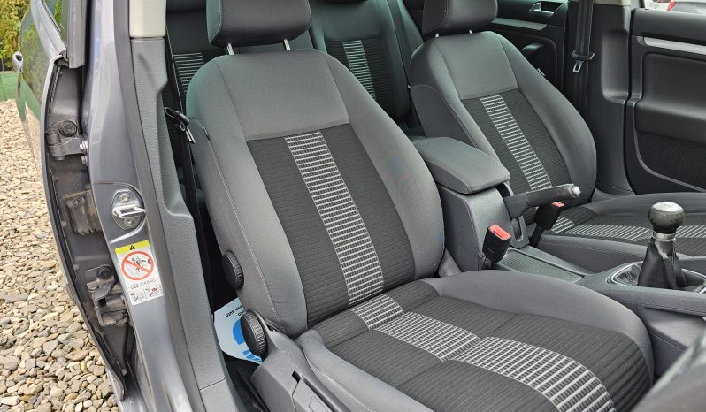 Volkswagen Golf V 1.6 MPI United