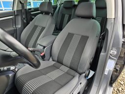 Volkswagen Golf V 1.6 MPI United full