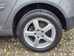 Volkswagen Golf V 1.6 MPI United full