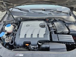 Volkswagen Passat B6 1.6 TDI full