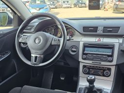 Volkswagen Passat B6 1.6 TDI full