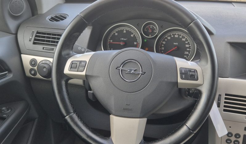 Opel Astra 1.9 CDTI Edition