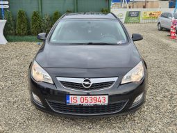 Opel Astra 2.0 CDTI Design Edition full
