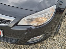 Opel Astra 2.0 CDTI Design Edition full