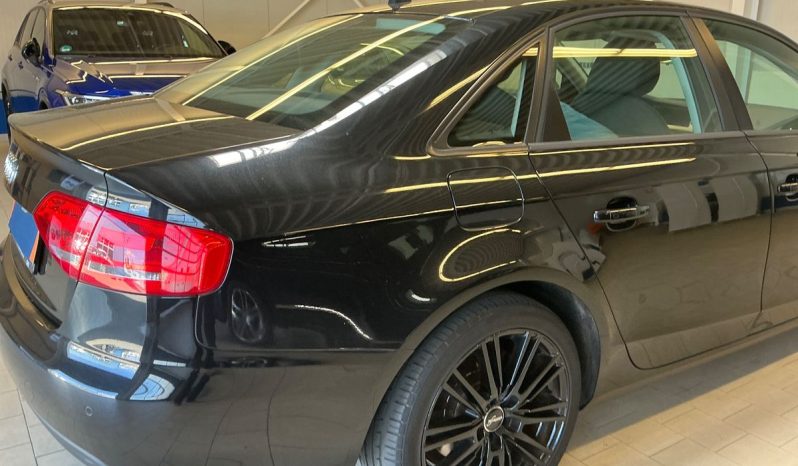 Audi A4 2.0 TDI Attraction