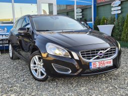 Volvo V60 2.0 D3 Summum