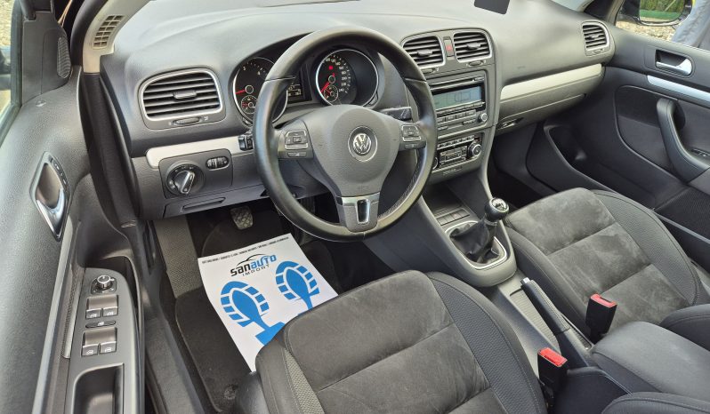 Volkswagen Golf VI 1.6 TDI Highline