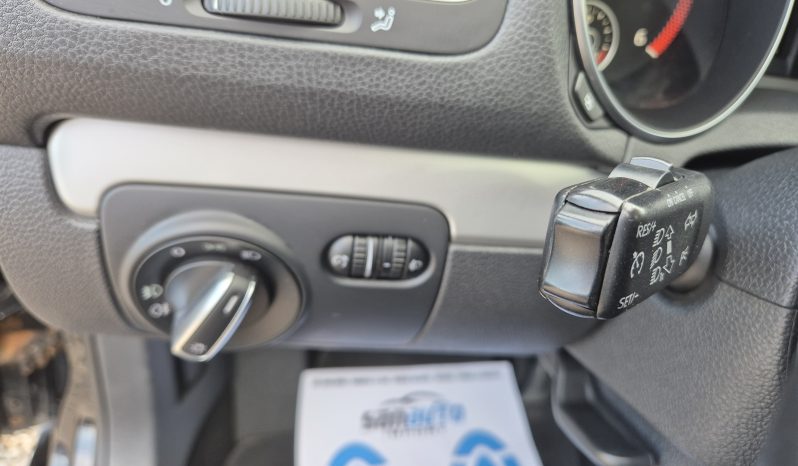 Volkswagen Golf VI 1.6 TDI Highline