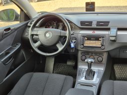 Volkswagen Passat B6 2.0 TDI full
