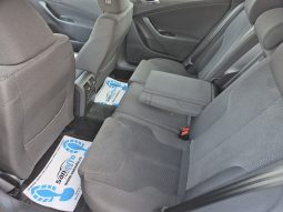 Volkswagen Passat B6 2.0 TDI full