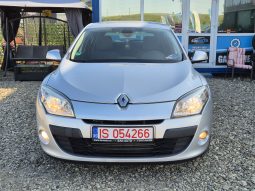 Renault Megane 1.9 dCi Dynamique full