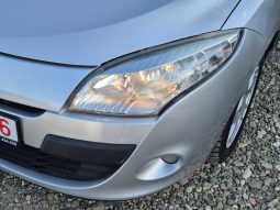 Renault Megane 1.9 dCi Dynamique full