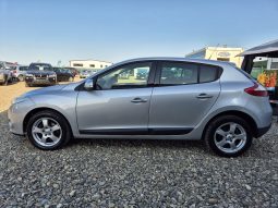 Renault Megane 1.9 dCi Dynamique full