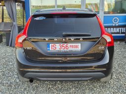 Volvo V60 2.0 D3 Summum full