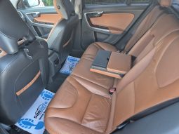 Volvo V60 2.0 D3 Summum full
