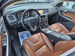 Volvo V60 2.0 D3 Summum full