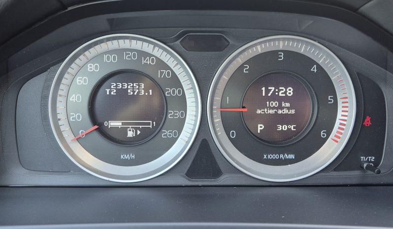 Volvo V60 2.0 D3 Summum