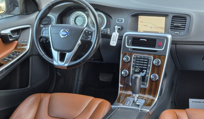 Volvo V60 2.0 D3 Summum