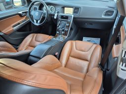 Volvo V60 2.0 D3 Summum full