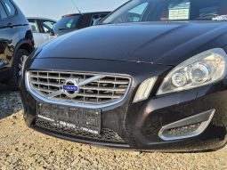 Volvo V60 2.0 D3 Summum full