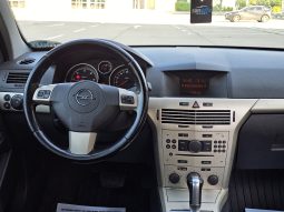 Opel Astra 1.9 CDTI Edition full