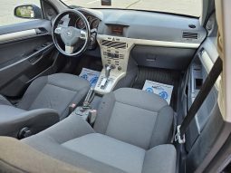 Opel Astra 1.9 CDTI Edition full