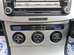 Volkswagen Passat 1.6 TDI Comfortline BlueMotion full