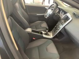 Volvo XC60 2.0 DRIVe Momentum full