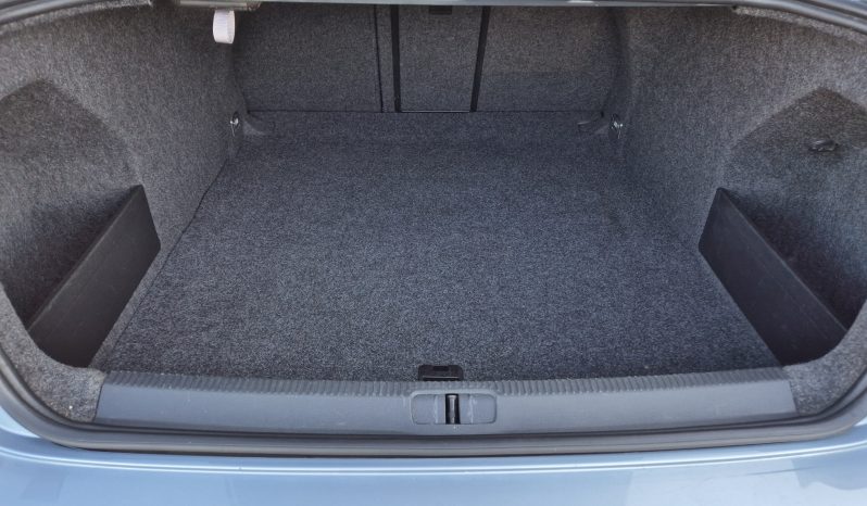 VW Passat B6 2.0 TDI