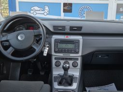 VW Passat B6 2.0 TDI full