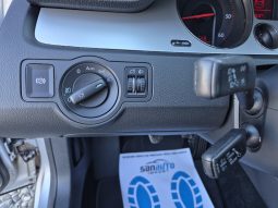 VW Passat B6 2.0 TDI full