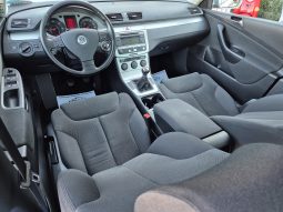 VW Passat B6 2.0 TDI full