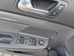Volkswagen Golf V 1.9 TDI full