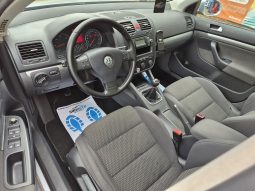 Volkswagen Golf V 2.0 TDI full