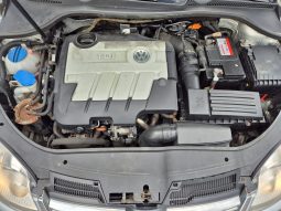 Volkswagen Golf V 2.0 TDI full