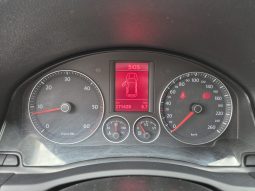 Volkswagen Golf V 2.0 TDI full