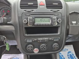 Volkswagen Golf V 2.0 TDI full