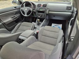 Volkswagen Golf V 2.0 TDI full
