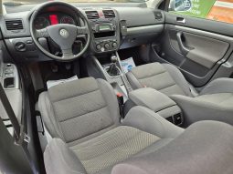 Volkswagen Golf V 2.0 TDI full