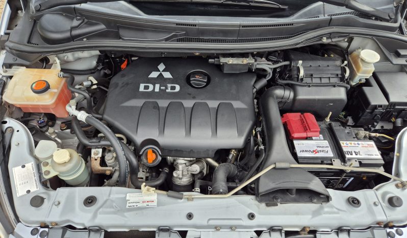 Mitsubishi Grandis 2.0 DI-D Intense