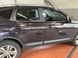 Nissan Qashqai 2.0 dCi Tekna full