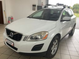 Volvo XC60 2.4 D4 Momentum AWD