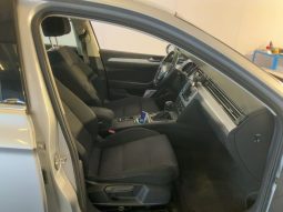 Volkswagen Passat 2.0 TDI Business Line BlueMotion Tech full