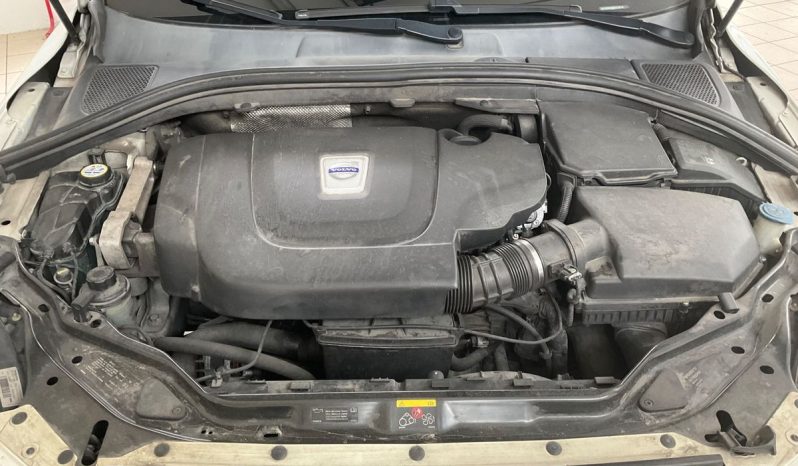 Volvo XC60 2.4 D4 Momentum AWD