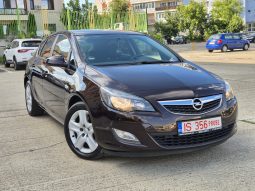 Opel Astra 1.7 CDTI Design Edition