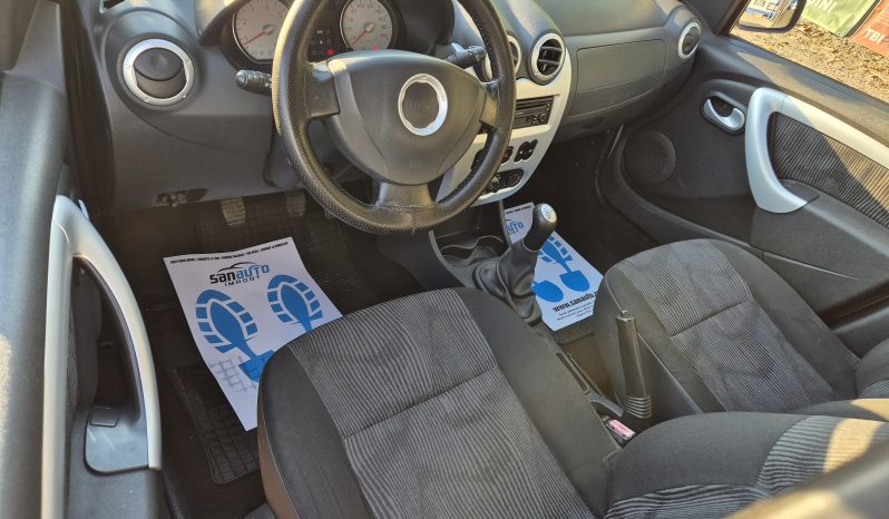 Dacia Sandero 1.6 Laureate