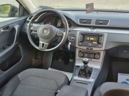 Volkswagen Passat 2.0 TDI Comfortline BlueMotion full