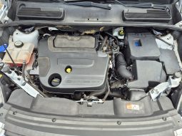Ford Kuga 2.0 TDCi Titanium full